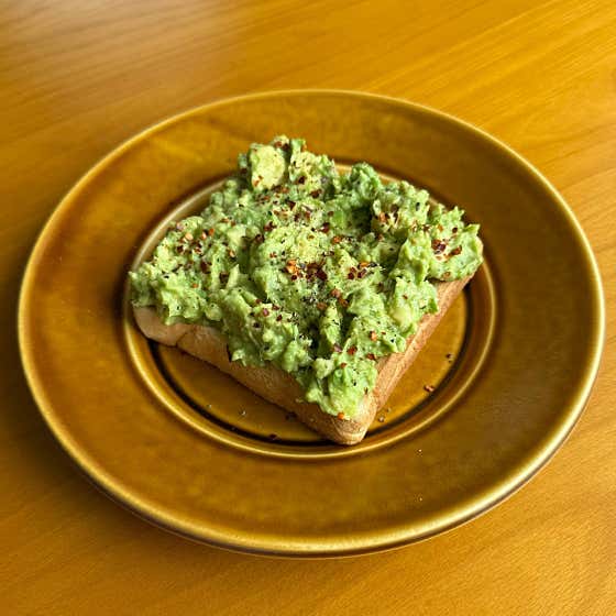 아보카도 토스트 메뉴 사진(네이버)