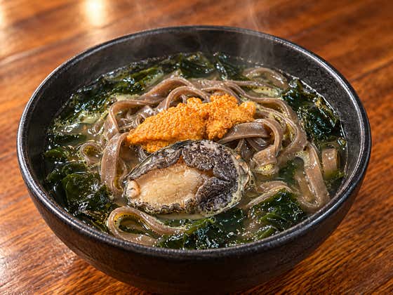 성게 전복 보말 톳 칼국수 메뉴 사진(네이버)