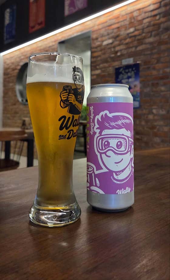 달리몽실5.2%-부드럽고향긋한 밀맥주 메뉴 사진(네이버)