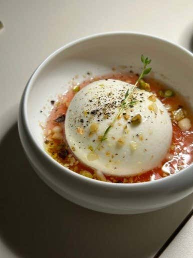 복분자 부라타치즈 메뉴 사진(네이버)
