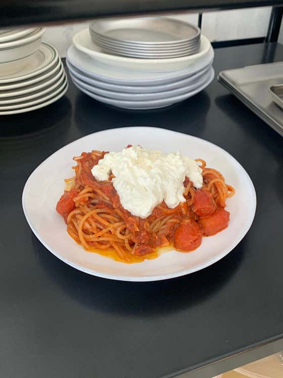 토마토 스파게티니, 부라타 메뉴 사진(네이버)