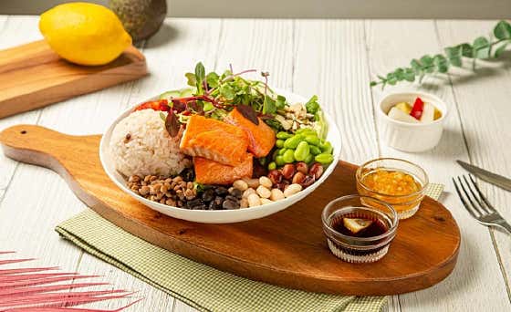 연어 포케 메뉴 사진(네이버)