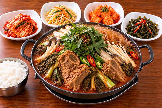 우거지 뼈다귀전골(2인) 메뉴 사진(네이버)