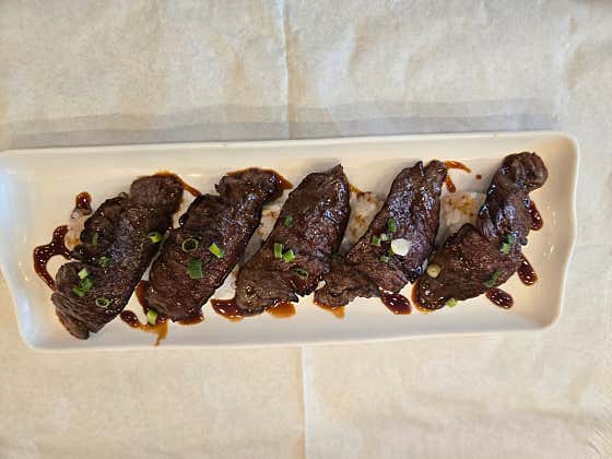 소고기초밥 5pcs 메뉴 사진(네이버)