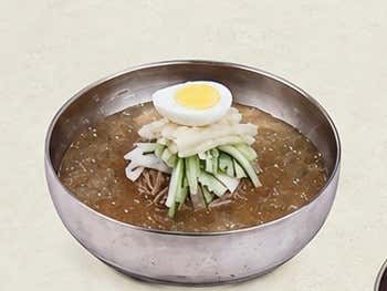 물냉면/비빔냉면 메뉴 사진(네이버)
