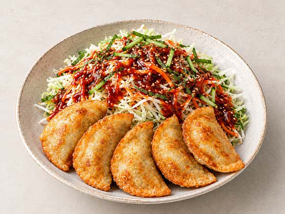 납작튀김 비빔만두 메뉴 사진(네이버)