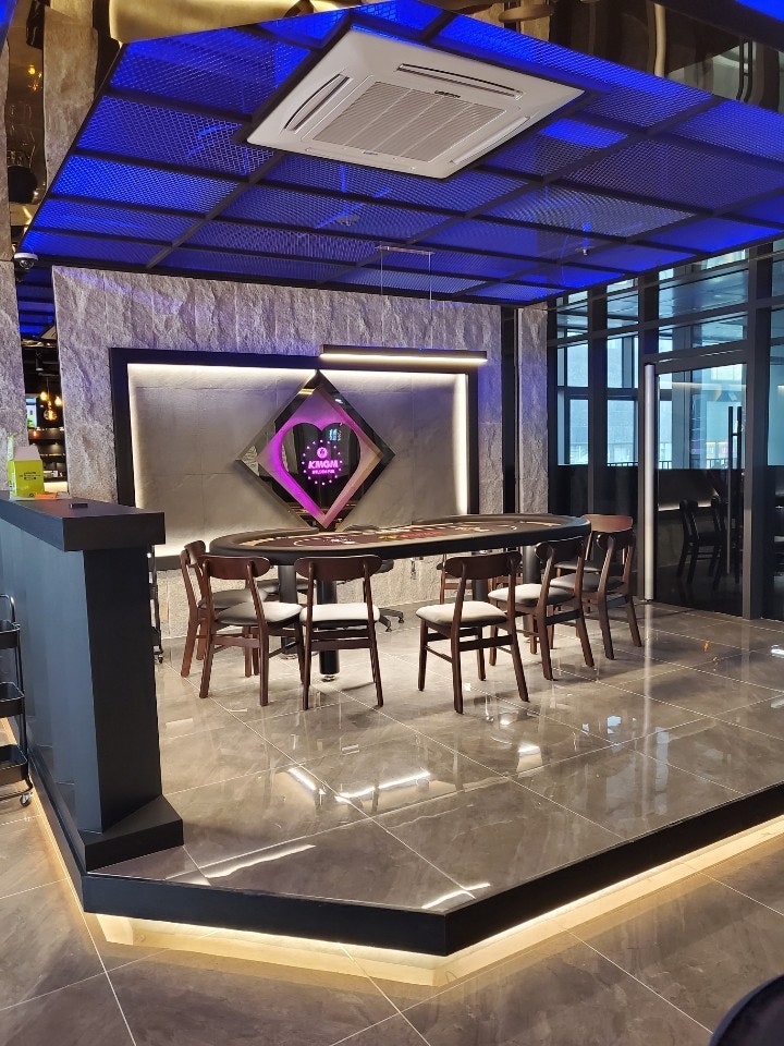 KMGM 하남미사점 홀덤펍 매장 사진