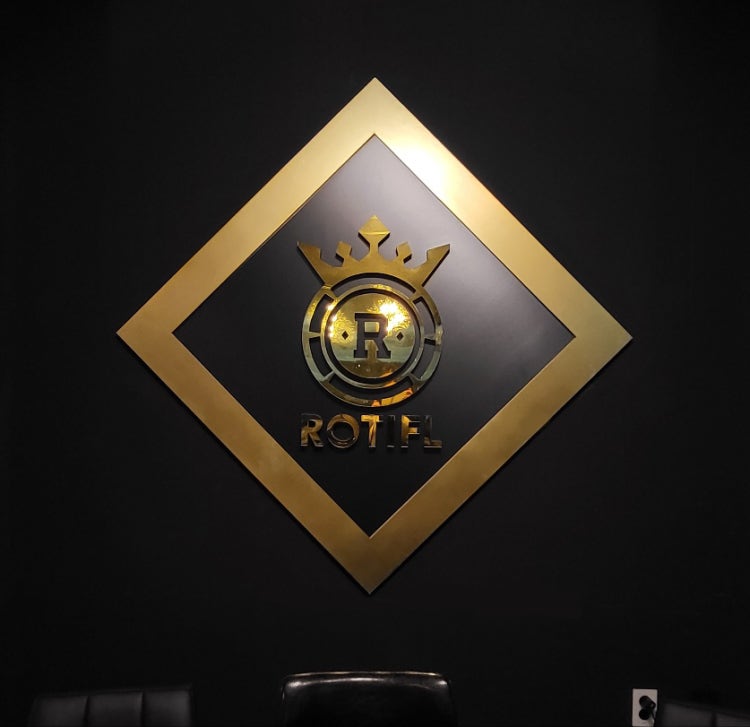 로티플 홀덤펍 매장 사진