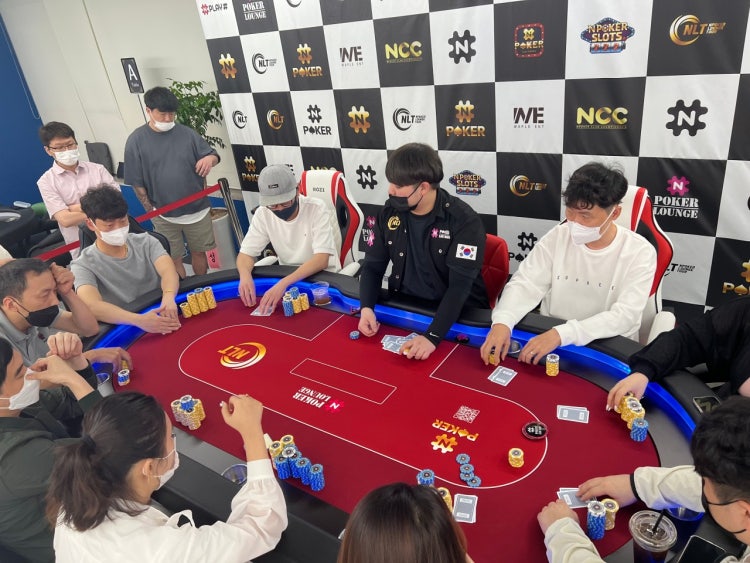 엔포커라운지 평택점 홀덤펍 매장 사진