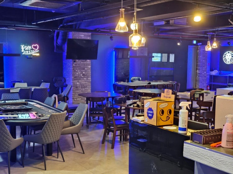 KMGM 성남모란점 홀덤펍 매장 사진