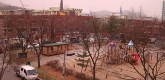 황사가 심한 토요일 오후..강풍으로 황사경보로 일요일까지 외출금지  황사에 대비하는 자세~~는..