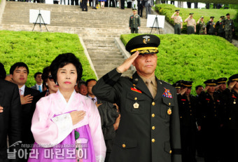 제30대 해병대사령관 취임을 축하드립니다!