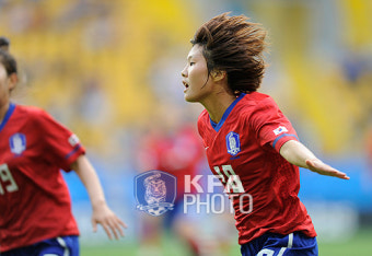 지소연, 그 짠한 성공. 엘리트 선수 키워 만든 U20 여자 월드컵 신화, 그 뒤엔 열악한 환경이… 공부와 축구를 즐겁게 할 방법은 없나