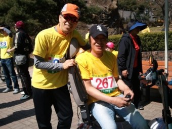 한걸음의 사랑 마라톤 대회 2011_04_16