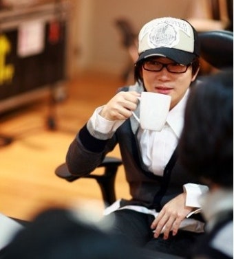 서태지 이지아 법적 부부 현재 이혼소송중 서태지 이지아 결혼후 현재 이혼소송중이라고 하네요