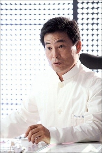 이한위 19살연하의 아내와 집공개