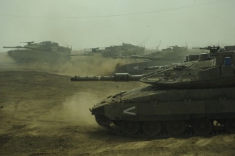 야전훈련중인 이스라엘 지상군 Merkava Mk.4 전차