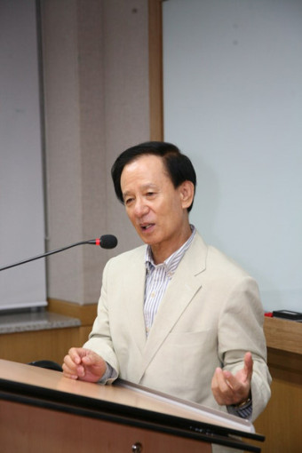 김홍신 교수님, 건국대 스피치 협상 최고경영과정 제2기 강의사진