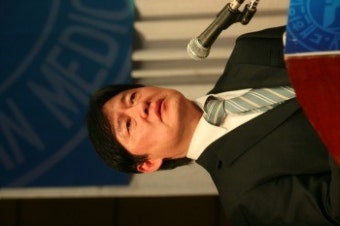제37대 의협회장에 노환규후보 당선