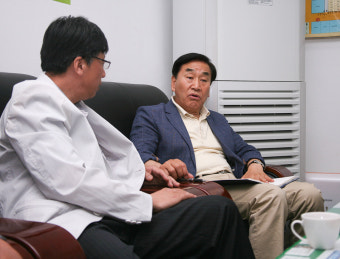 [이재오 사진] 0605 영천공설시장 방문 및 상인회 간담회-경북 영천시