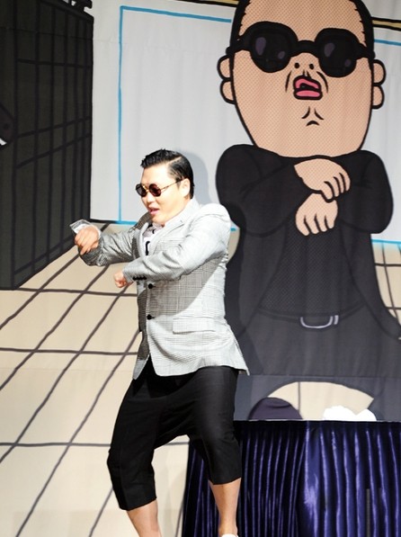 엔하이픈, 美 빌보드 앨범 차트 2위 기록! 로맨스언톨드 12만4천장 판매량으로 등극