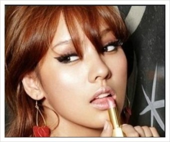 이효리파티메이크업 연말메이크업 성남페이스라인79에서 받아보자