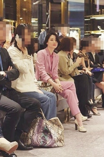 이영애 올핑크 패션 완벽 소화 :: 이영애 패션쇼 패션