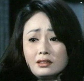 김창숙 탤런트, 영화배우 ]출생1949년 1월 15일 (전라남도 완도)가족슬하 2남학력경희대학교 무용학 (중퇴)데뷔1968년 TBC 5기 공채...