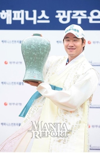 [포토]2013 KPGA코리안 투어 '제1회 해피니스 광주은행 오픈' 우승자 