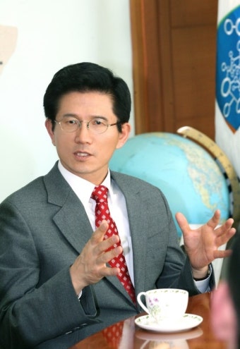 안철수 김문수 지지율 1. 2위의 의미