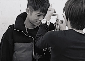 빈지노 텀블러.gif