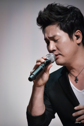 팝페라가수 정세훈. 사진작가 조성호