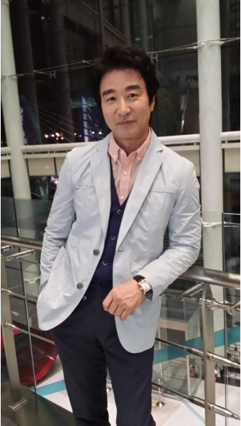 강석우,신다은,오전세,윤한,이순재,이주현,정찬,최정우,하석진,홍요섭
