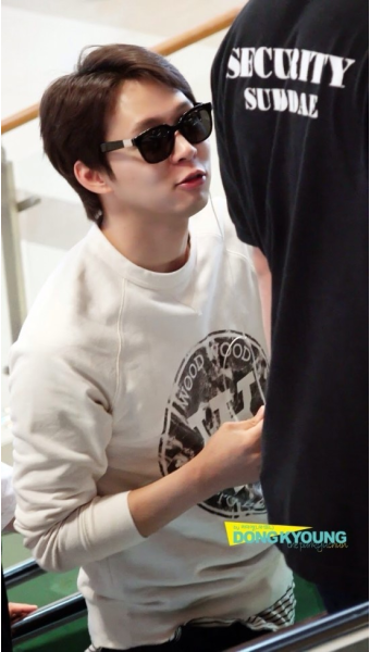 동경펌) 140708 공항박유천 고화질