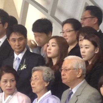 김연아 언니 결혼식 사진 같은데 맞나요 ?  (2014.09.21) .. 맞군요...