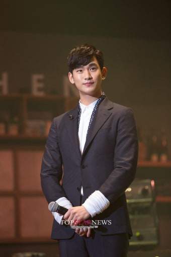 김수현, 서울 팬미팅 도민준 매력 여전해~
