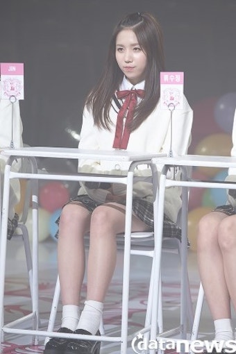 이번에 데뷔한 걸그룹 러블리즈의 캔디 젤리 러브