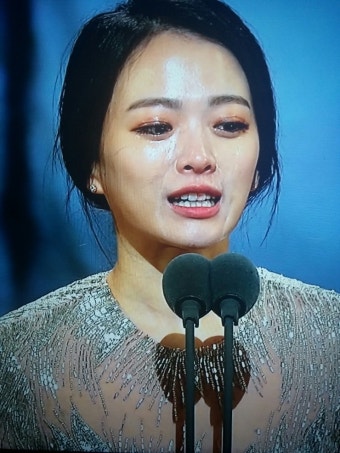 한공주 천우희...아이라이너뭐쓰니??