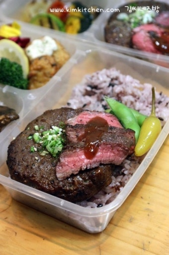 떡갈비정식 - 서울의대   단체도시락. 세미나 도시락