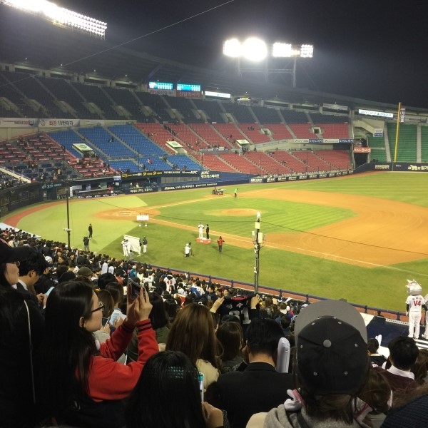 두산 vs LG, 우천취소로 인한 더블헤더 전 마련