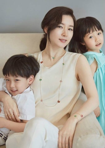 이영애  델보가방모텔 이쁜아이들과 함께