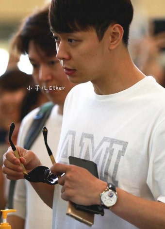 150629 박유천 오사카 팬미팅 출국사진