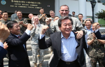 한미연합사령부 방문