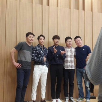 토요일 오후2시 컬투쇼에서 호주니목소리 들어요