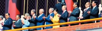 한국 정상으로는 처음으로 중국 전승절 열병식 참관한 박근혜 대통령