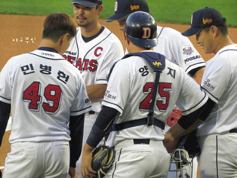 140917 두산베어스 vs 롯데자이언츠 경기움짤 (이현호 3승,7K&홍성흔 만루홈런, 5타점&정수빈 3루타, 3안타&오재원 4득점)