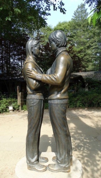 겨울연가로 더 유명해졌었던 남이섬!