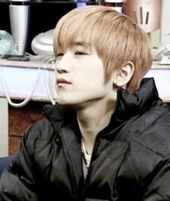 내가아는 이민우 신화밖에몰라요ㅠㅠ..