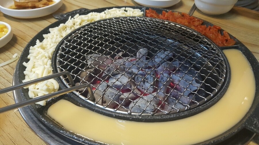 포항 맛집 육미제당, 무한리필 고기집 인기_신메뉴 미나리 샤브샤브 선보여