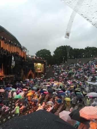 폭우가 내리는 일요일 성시경 콘서트 다녀왔어요 ㅎㅎ